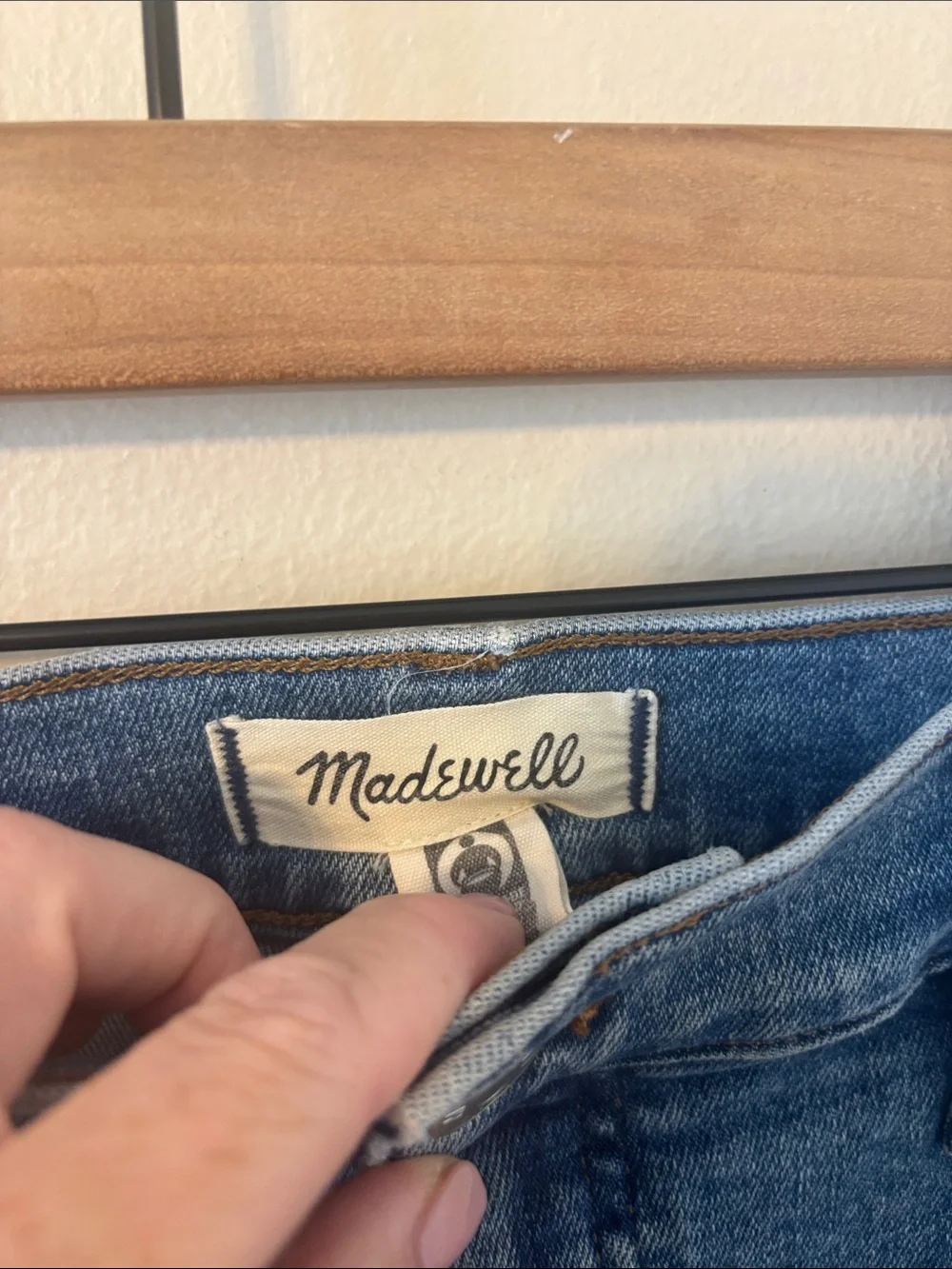 Madewell Mid Rise Kick Out Jean